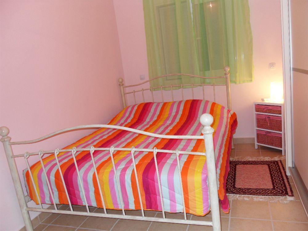 Omorfi Poli 120 Sqm Apartment Nafplio Exterior foto