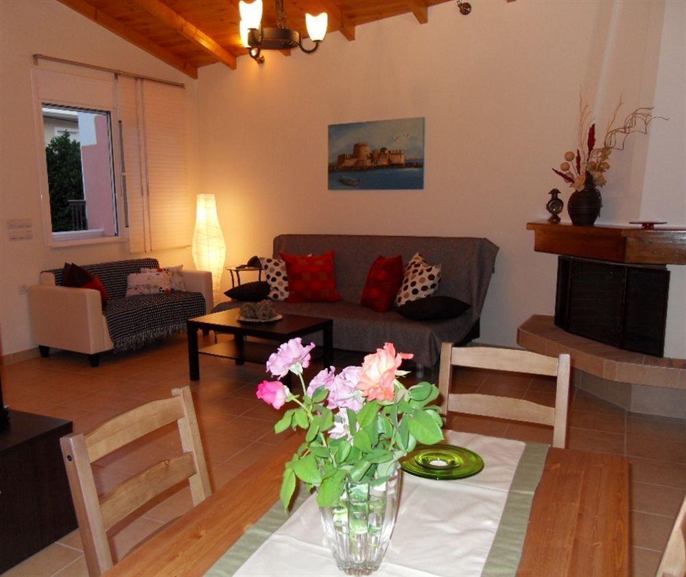 Omorfi Poli 120 Sqm Apartment Nafplio Exterior foto